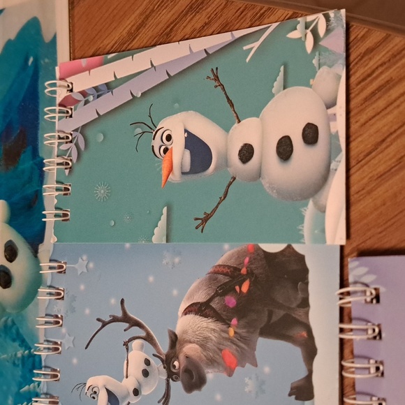 Frozen bags, note pads tablecloth or mural/ BUNDLE ONLY 2or more items - Picture 7 of 8